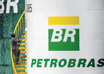 Petrobras (PETR4) aprova distribuição bilionária em dividendos