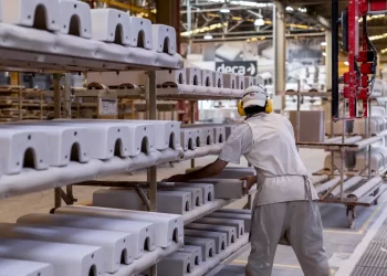 Dexco (DXCO3) lucra 97,3% a mais no terceiro trimestre 2023, a R$ 304,1 milhões