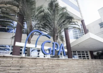 Família Coelho Diniz aumenta participação no GPA (PCAR3) para mais de 17%